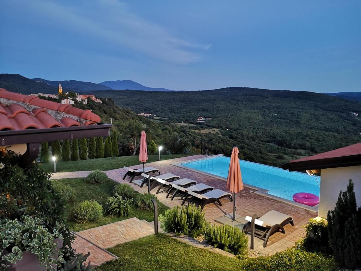 Home Andrea With Infinity Salty Pool Roč Esterno foto