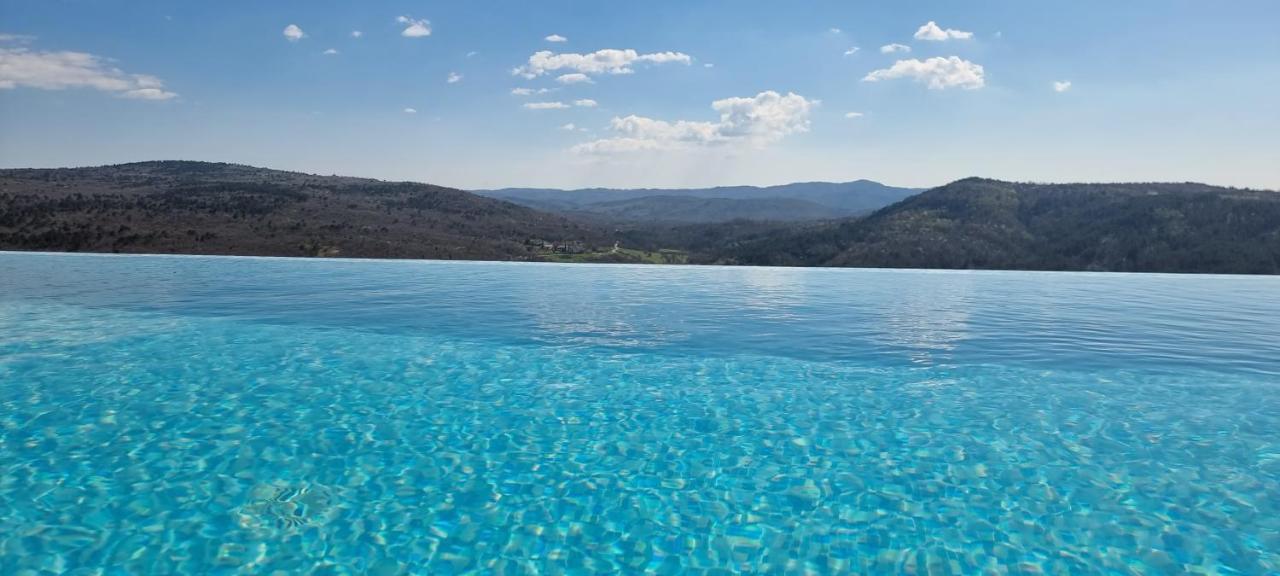 Home Andrea With Infinity Salty Pool Roč Esterno foto