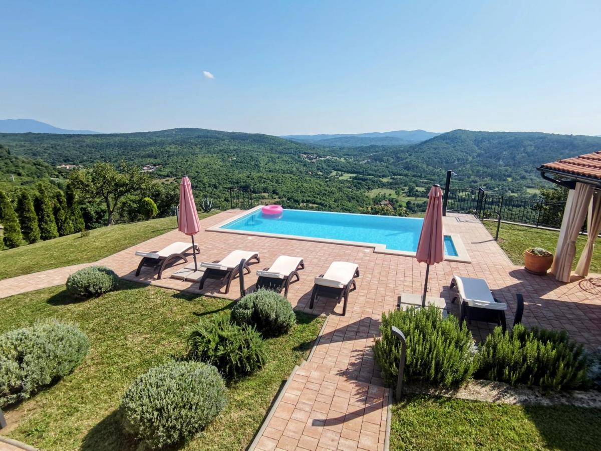 Home Andrea With Infinity Salty Pool Roč Esterno foto