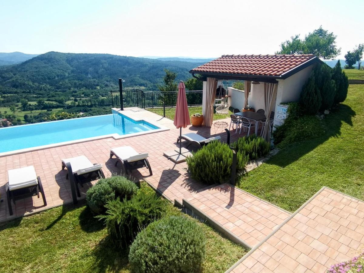 Home Andrea With Infinity Salty Pool Roč Esterno foto