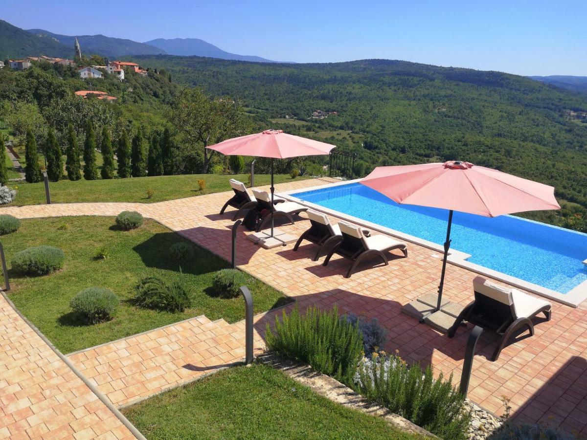 Home Andrea With Infinity Salty Pool Roč Esterno foto